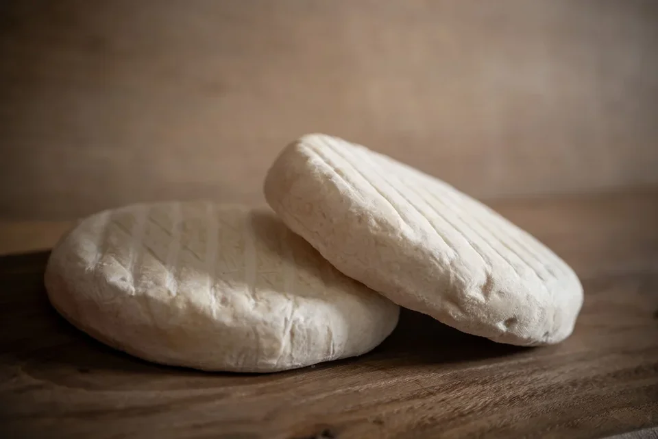 Le Pérail : fromage au lait entier de brebis, IGP Pérail